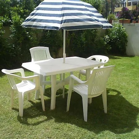 Quartello Garden Bed & Breakfast *
